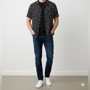 Old Navy Black and White Geometric Button Down Shirt